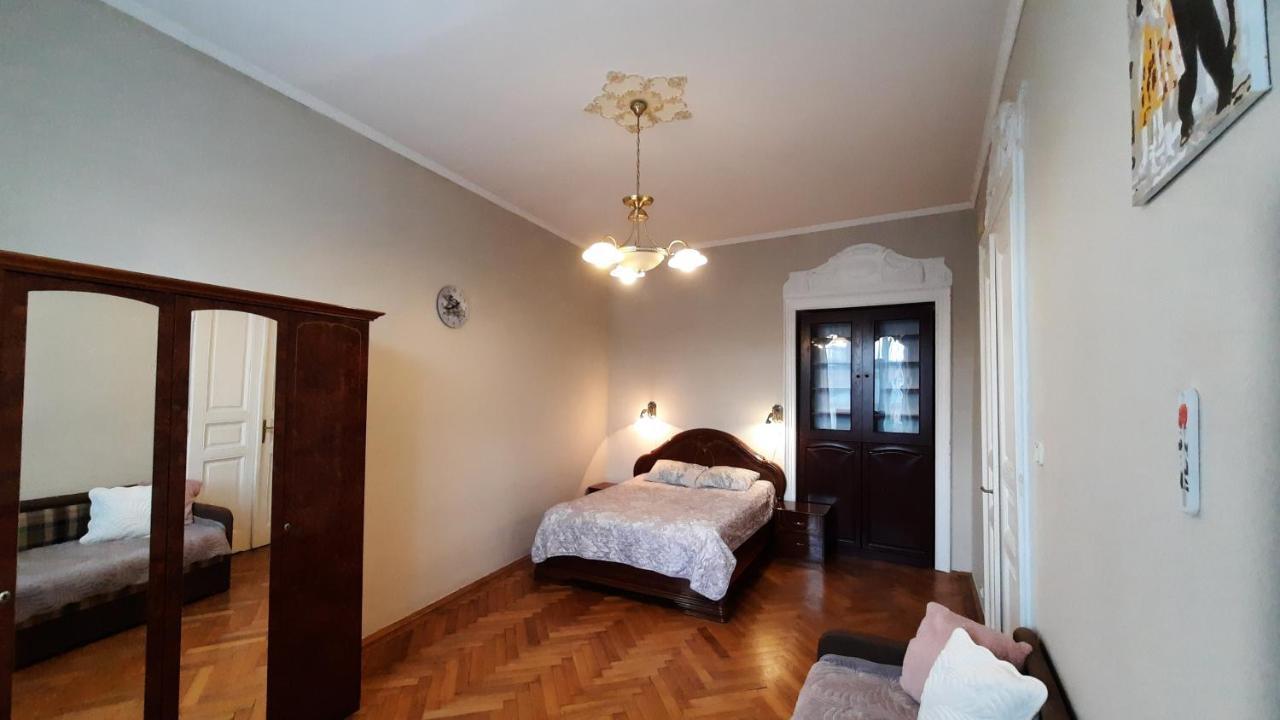Apartments City Lviv Eksteriør billede